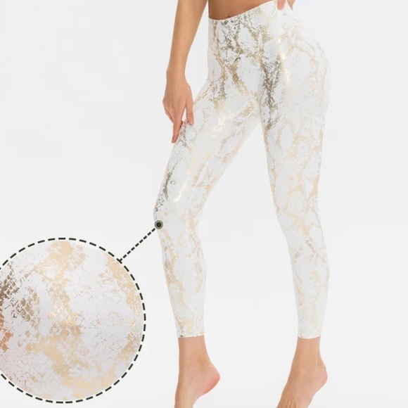 Co-Hosting A Posh Party - READ TO BE CONSIDERED FOR A HOST PICK! - Picture 7 of 16